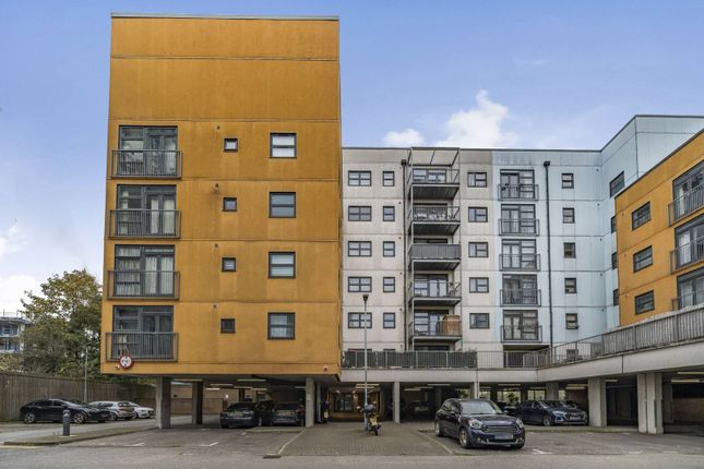 Maltings Close, Bromley-by-Bow, association, residents, building